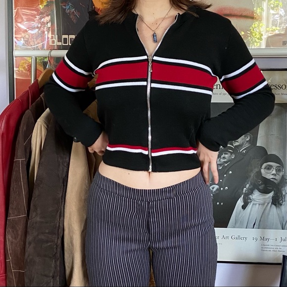 Super cute vintage sweater - Picture 1 of 4